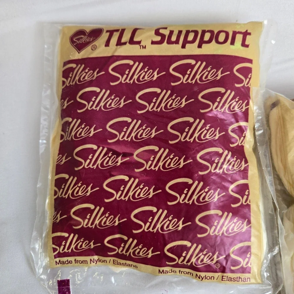 Silkies TLC Support Pantyhose Lot of‎ 6 Vintage, Nylon Spandex, White Large, New